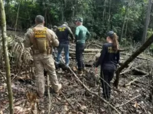 DUAS EMPRESAS FORAM AUTUADAS E MULTADAS EM MAIS DE R$ 1 MILHÃO POR SEREM RESPONSÁVEIS PELA POLUIÇÃO DO LAGO DO ALEIXO, ZONA LESTE DE MANAUS