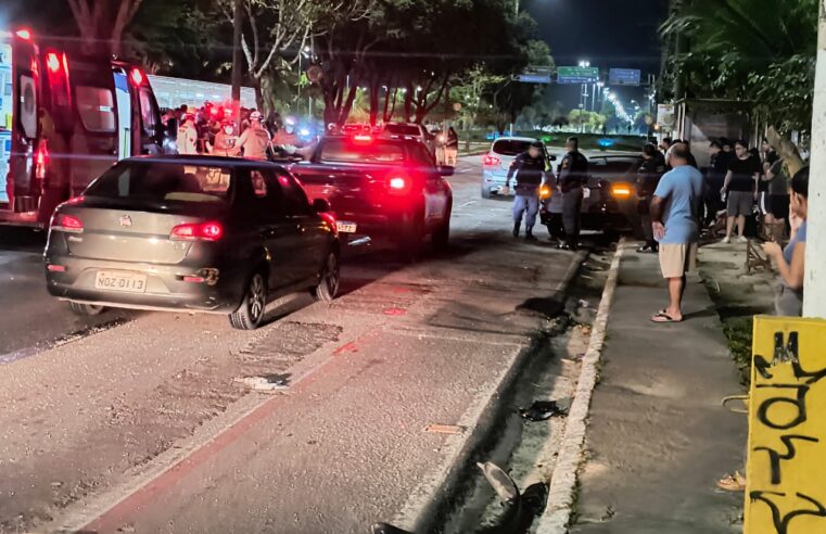 Acidente grave: forte colisão entre veículos deixa feridos na Ponta Negra; assista