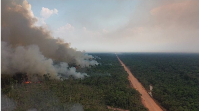 TCE-AM emite alerta aos 62 municípios para combate às queimadas e estiagem