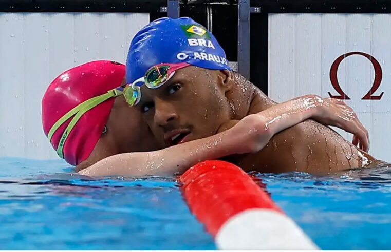 Nadador Gabriel Araújo conquista 1º ouro do Brasil na Paralimpíada