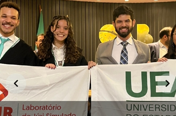 Acadêmicos de Direito da UEA conquistam bicampeonato no Júri Simulado da OAB