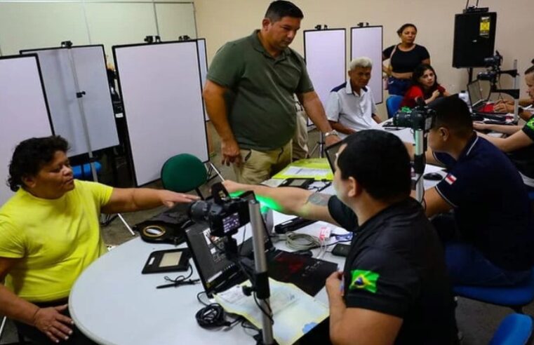 Wilson Lima entrega escola revitalizada na 14ª edição do Governo Presente, na zona leste de Manaus