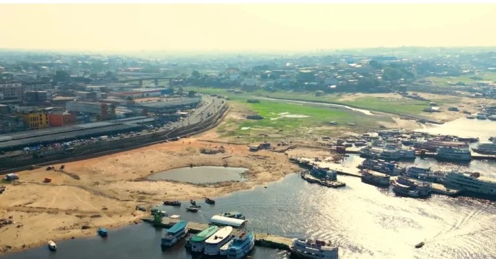 Veja imagens da seca histórica e com recorde de queimadas no Amazonas