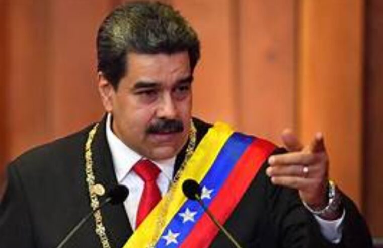 Maduro antecipa festividades de Natal para outubro na Venezuela